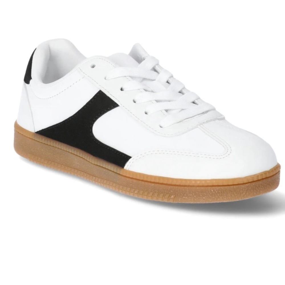 No Boundaries Women’s Sneakers Size 11 White & Black Activewear Sport Workout